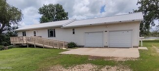 122 Wayland St, Waubay, SD 57273