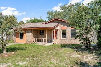 2015 Pritchard St, Panama City, FL 32405