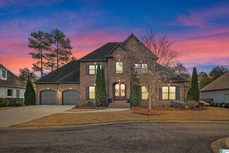 4271 Hamlin Place, Vestavia, AL 35242