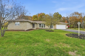 854 S Section Line Rd, Delaware, OH 43015