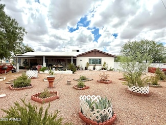 221 N Mountain Rd, Apache Junction, AZ 85120