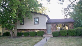 1716 Gilboa Ave, Zion, IL 60099
