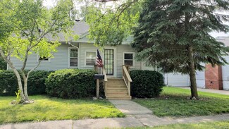 808 N 3rd St, Kentland, IN 47951