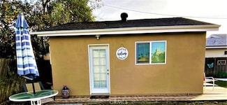 7022 Sylvia Ave, Los Angeles, CA 91335