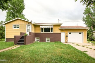 112 S Elk St, Hebron, ND 58638
