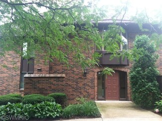 3181 Charlevoix Dr SE Unit 306, Grand Rapids, MI 49546