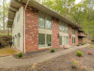 1525 Ritter Blvd, Huntington, WV 25701