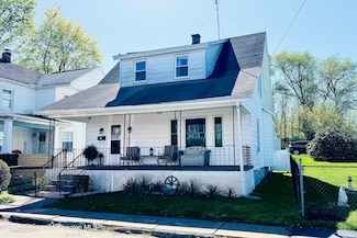 158 S Church St, Carbondale, PA 18407