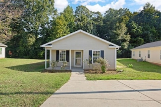 3645 Ten Oaks Cir, Powder Springs, GA 30127