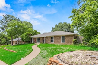 1411 Reynoldston Ln, Dallas, TX 75232