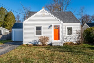 123 Gleckler Rd, Portland, ME 04103