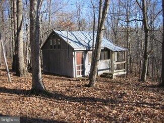 1767 Feltner Rd, Bluemont, VA 20135