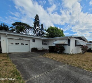 409 Manhattan Ave, Daytona Beach, FL 32118