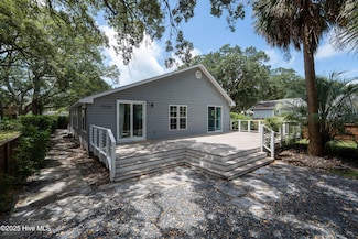 7705 E Oak Island Dr, Oak Island, NC 28465