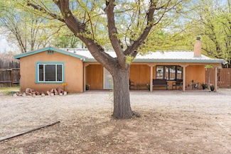 2638 Campbell Rd NW, Albuquerque, NM 87104