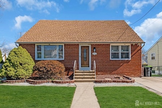 62 Albemarle Ave, Ewing, NJ 08638