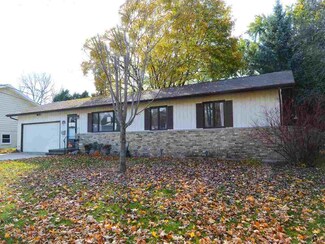 4509 Goldfinch Dr, Madison, WI 53714