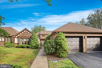 4087 Greystone Dr, Harrisburg, PA 17112