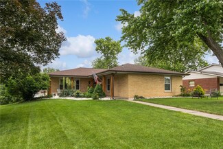 1036 Wedgewood Dr, Saint Charles, MO 63303