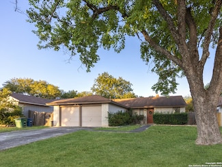 14416 Bluewood Dr, San Antonio, TX 78233