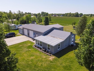 2334 Cave Hollow Rd, Lafayette, TN 37083