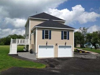 368 Goss Ln, Lancaster, MA 01523