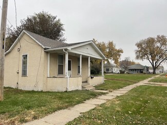 308 S 16th St, Council Bluffs, IA 51501