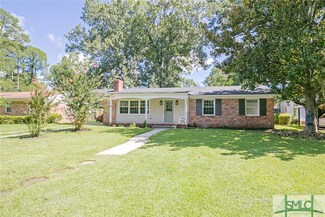 506 Early St, Savannah, GA 31405