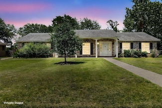 730 Sarah Jo St, La Grange, TX 78945