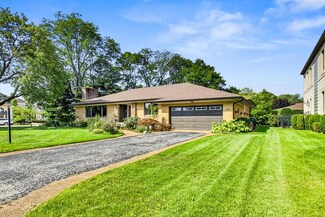 6620 N Nokomis Ave, Lincolnwood, IL 60712