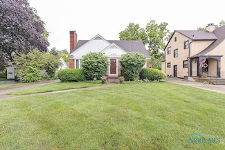 2717 Medford Dr, Toledo, OH 43614