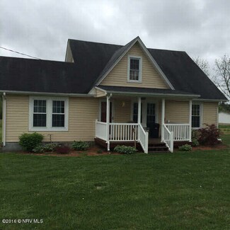 102 Woodson Rd, Peterstown, WV 24963