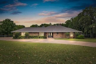 501 Canyon Trail Rd, Weatherford, TX 76087