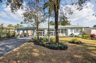 1060 SW 50th Ave, Plantation, FL 33317