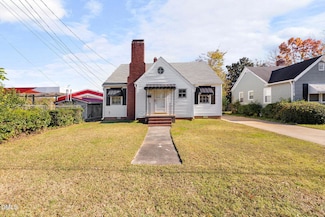 109 Lincoln Ct, Raleigh, NC 27610