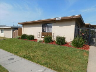17431 Keelson Ln, Huntington Beach, CA 92647
