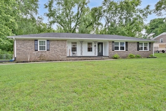 746 Jackson Ave, Carthage, TN 37030