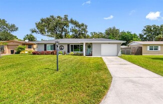 237 Mineola Dr E, Belleair Bluffs, FL 33770