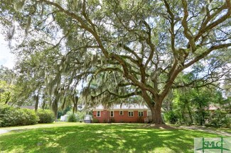 2619 13th St, Savannah, GA 31408