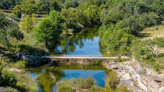 103 Mount Gainor Rd, Dripping Springs, TX 78620