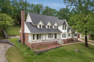 1505 Hillsborough Ln, Little Rock, AR 72212