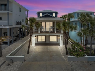 110 N 38th St, Mexico Beach, FL 32456