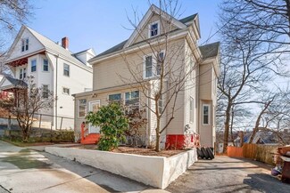 39 Knollin St, Malden, MA 02148