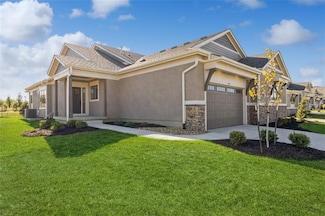 11431 S Waterford Dr, Olathe, KS 66061