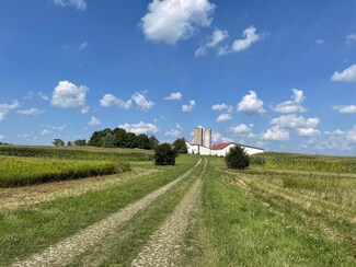 28100 Ater Rd, Clarksburg, OH 43115