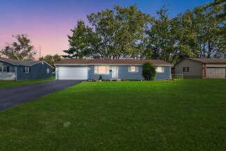 796 Wooddale Dr, Urbana, OH 43078