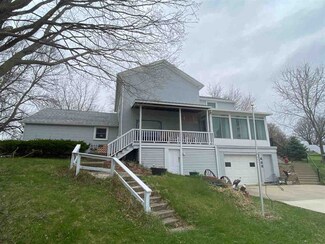 408 W Railroad St, West Union, IA 52175