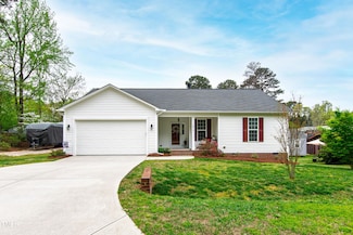 6819 Franklin Heights Rd, Cary, NC 27518
