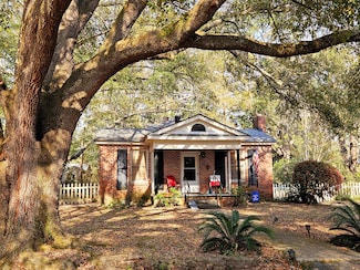 306 Perry Rd, Walterboro, SC 29488