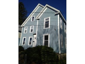 41 Clinton St, Portsmouth, NH 03801
